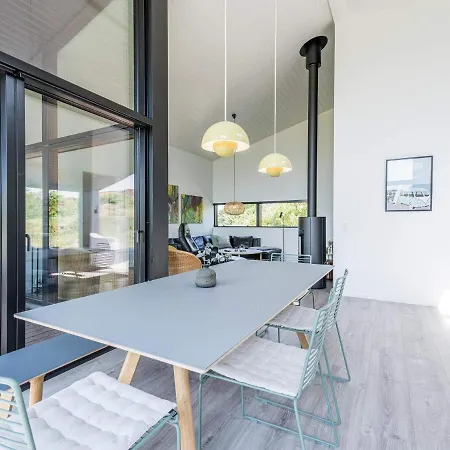 Holiday home Holiday Henne Xix