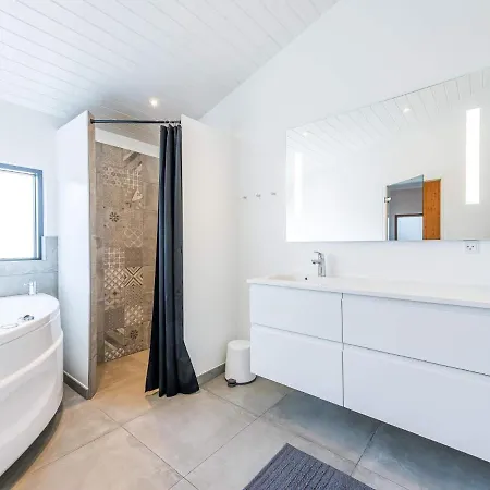 Holiday home Holiday Henne Xix